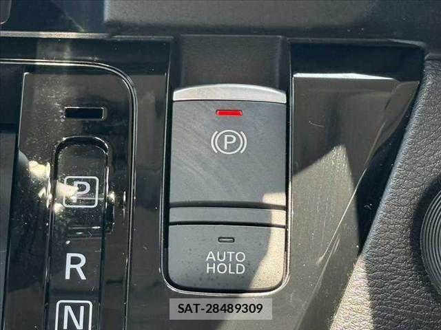 Nissan ROOX 2022-06 8101667-6