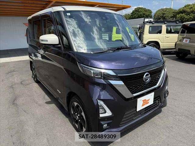 Nissan ROOX 2022-06 8101667-7