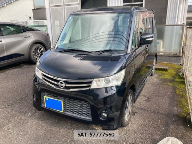 Nissan ROOX 2012-04 8101676-0
