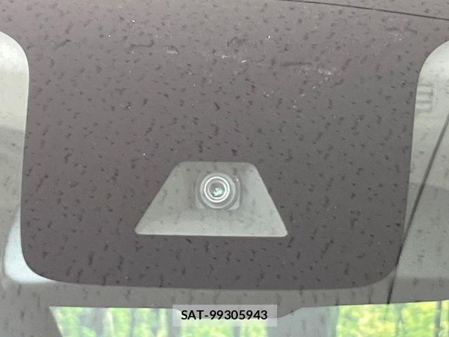 Nissan ROOX 2022-06 8101651-4