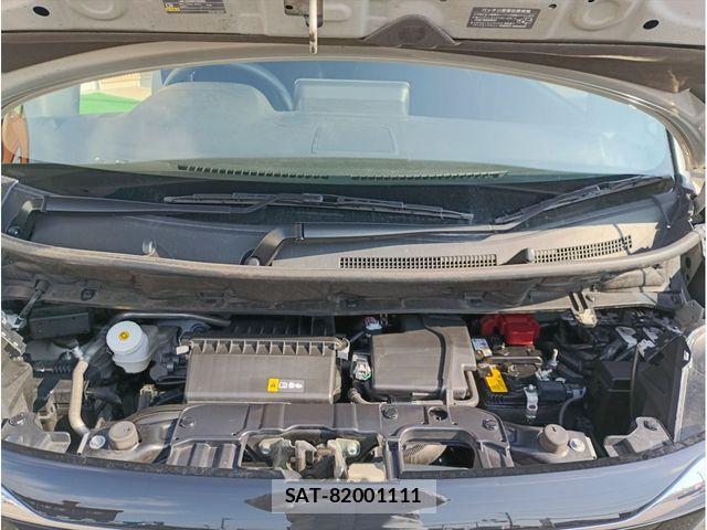 Nissan ROOX 2023-09 8101669-29