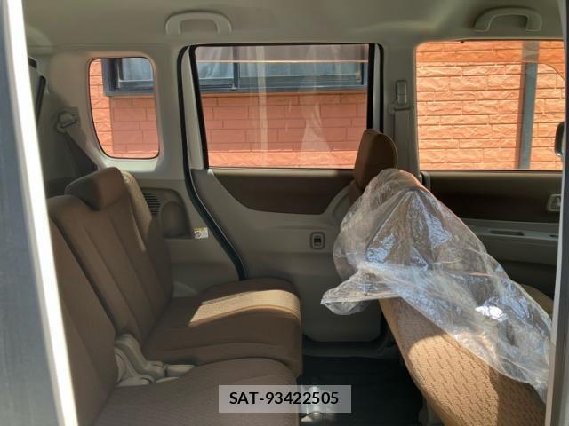 Nissan ROOX 2009-12 8101678-10
