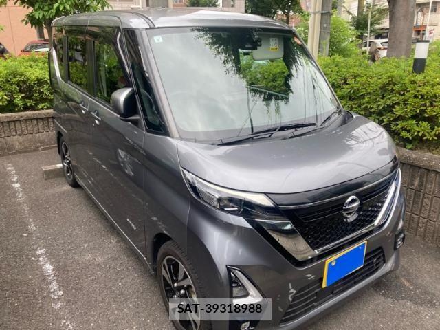 Nissan ROOX 2021-09 8101668-0