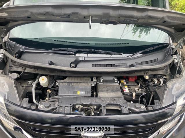 Nissan ROOX 2021-09 8101668-11