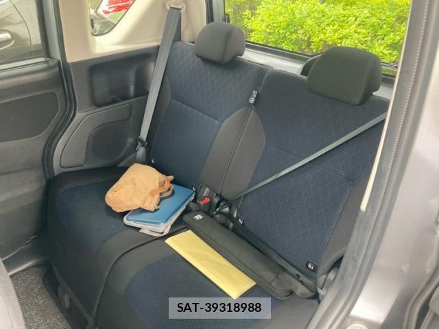 Nissan ROOX 2021-09 8101668-14