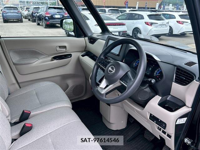 Nissan ROOX 2024-06 8101672-12