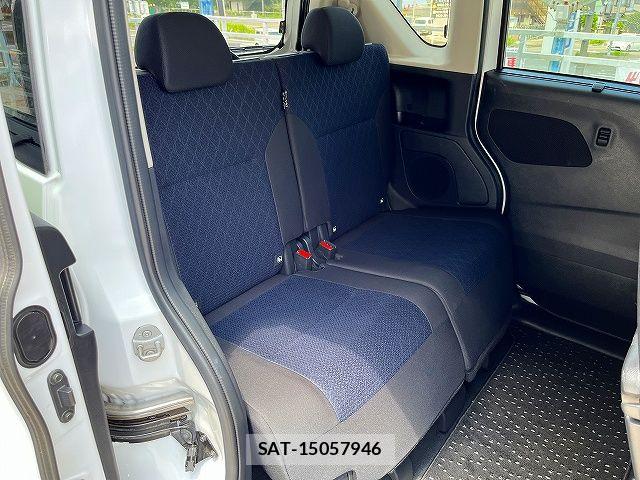Nissan ROOX 2022-10 8101652-9