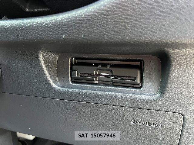 Nissan ROOX 2022-10 8101652-15