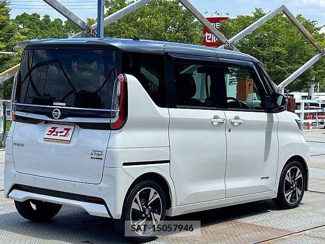 Nissan ROOX 2022-10 8101652-2