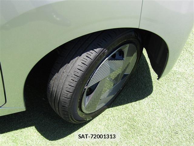Nissan ROOX 2025-06 8101661-9