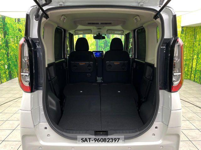 Nissan ROOX 2022-12 8132168-9