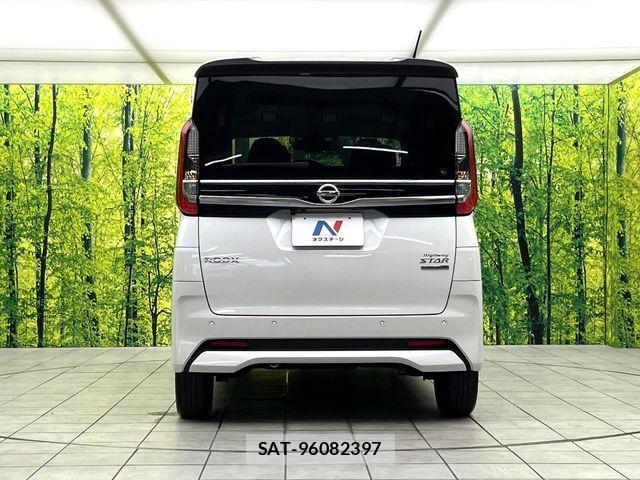 Nissan ROOX 2022-12 8132168-14