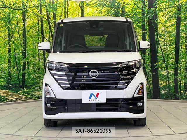 Nissan ROOX 2023-07 8132154-13