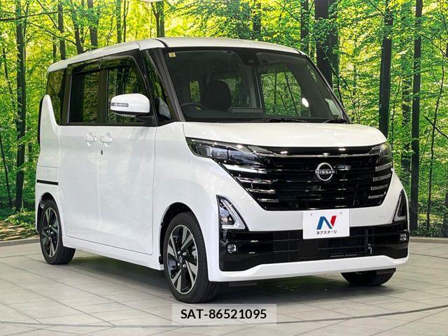 Nissan ROOX 2023-07 8132154-15