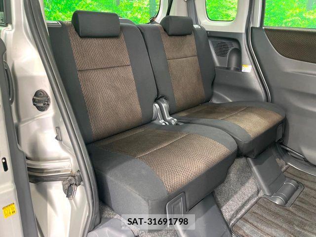 Nissan ROOX 2011-08 8132180-10
