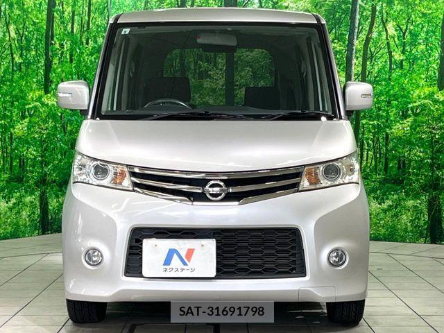 Nissan ROOX 2011-08 8132180-15