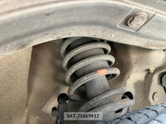 Nissan ROOX 2012-02 8132185-11