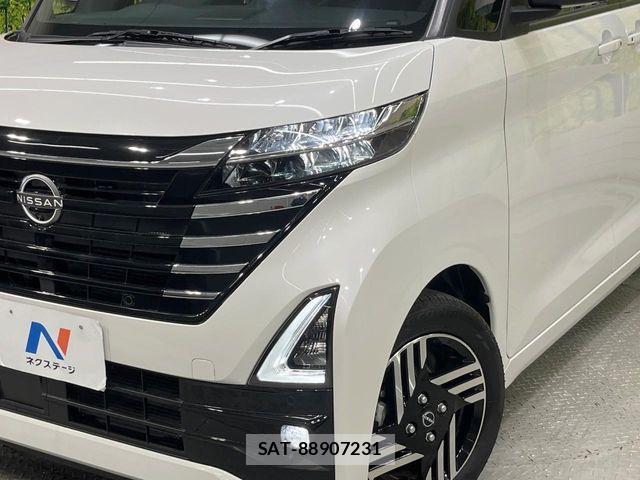 Nissan ROOX 2024-05 8132165-11