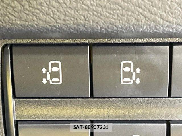 Nissan ROOX 2024-05 8132165-4