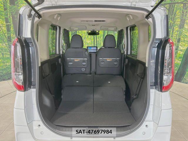 Nissan ROOX 2021-02 8132167-9