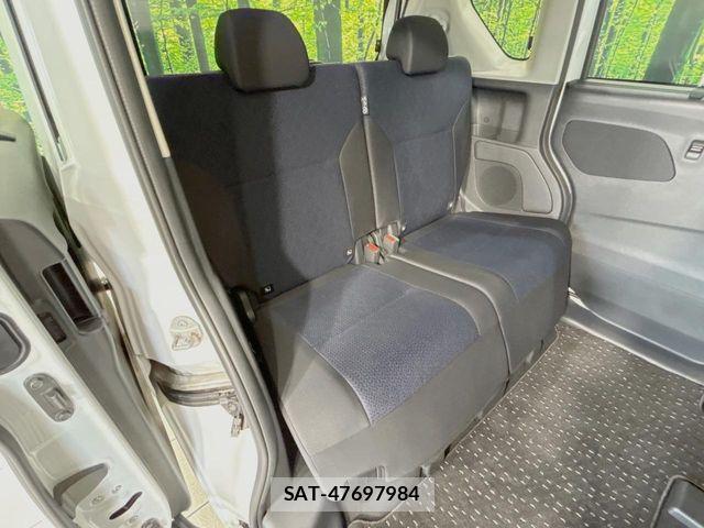 Nissan ROOX 2021-02 8132167-8
