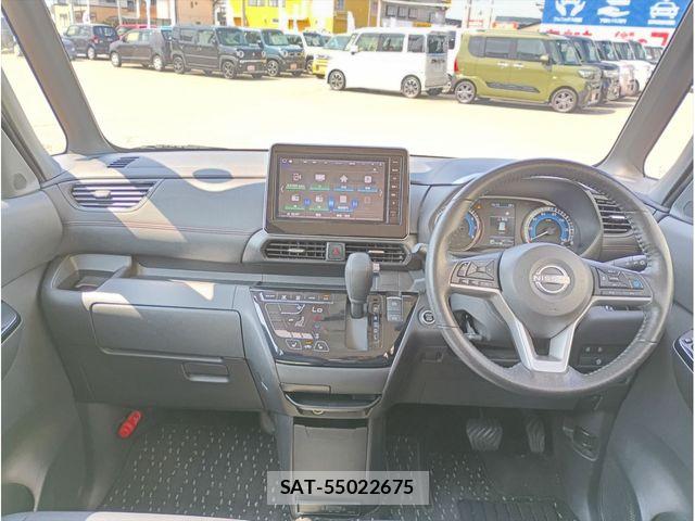 Nissan ROOX 2023-11 8132170-9