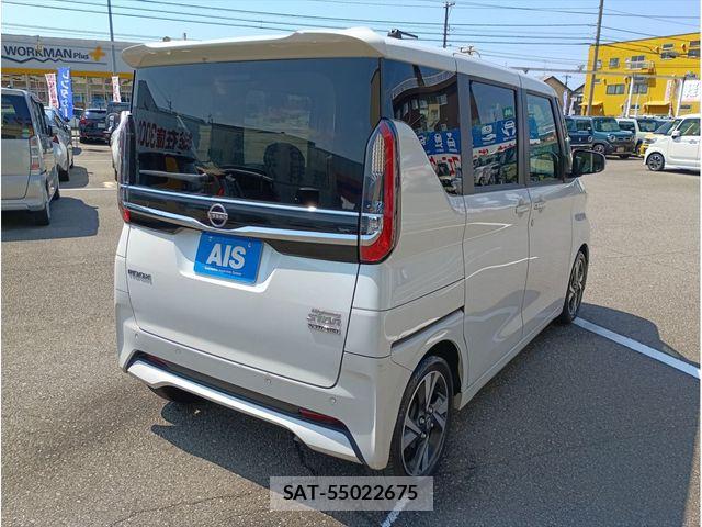 Nissan ROOX 2023-11 8132170-2