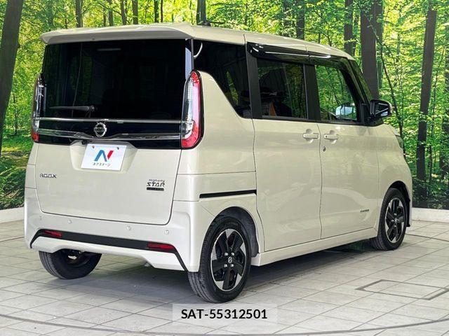 Nissan ROOX 2023-02 8132169-16