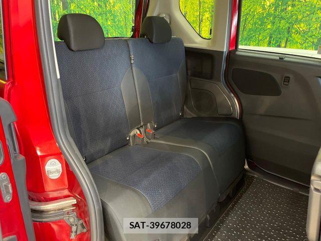 Nissan ROOX 2021-04 8132171-8