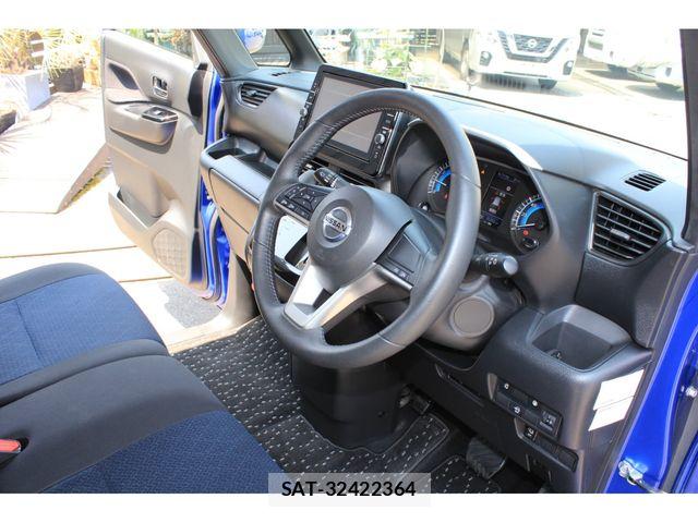 Nissan ROOX 2021-04 8132178-9