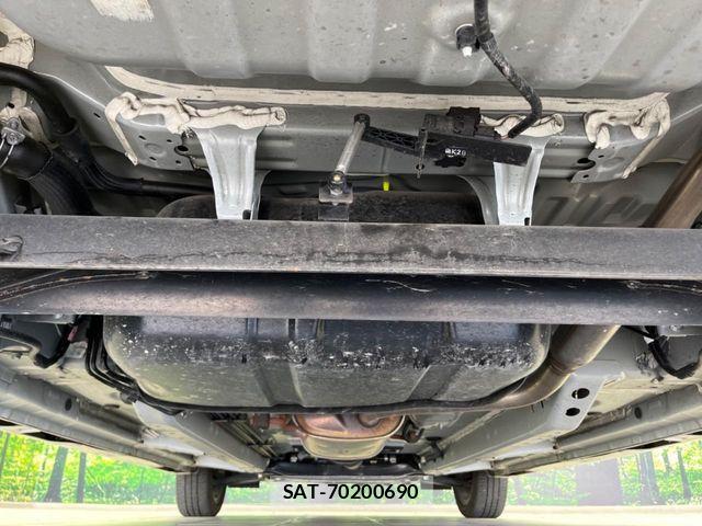 Nissan ROOX 2023-10 8132158-18