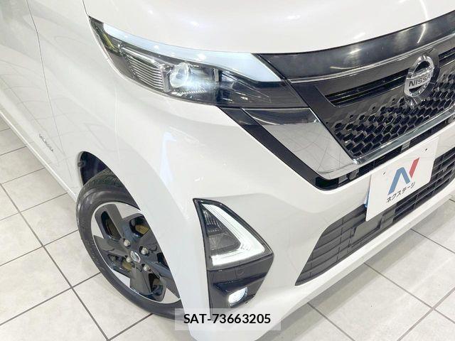 Nissan ROOX 2021-06 8146606-11