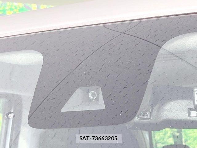 Nissan ROOX 2021-06 8146606-5