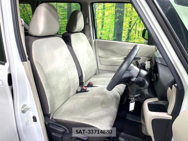Nissan ROOX 2020-07 8146607-9