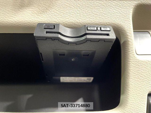 Nissan ROOX 2020-07 8146607-4