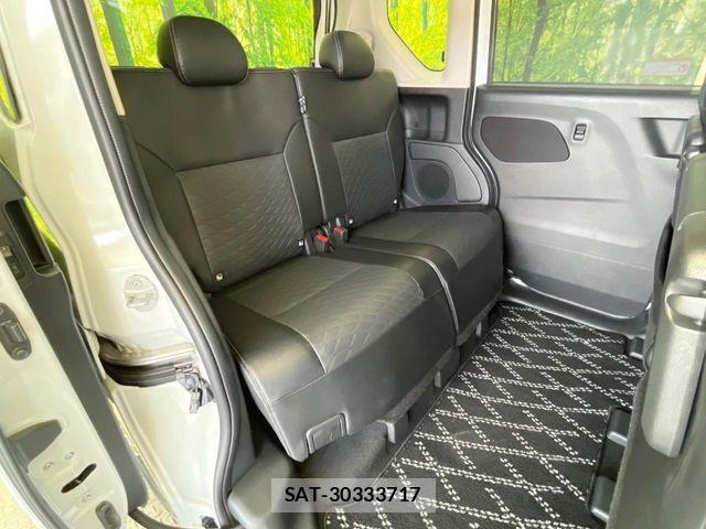 Nissan ROOX 2022-06 8146604-9