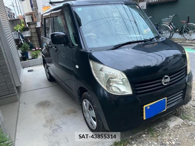 Nissan ROOX 2011-11 8159146-2