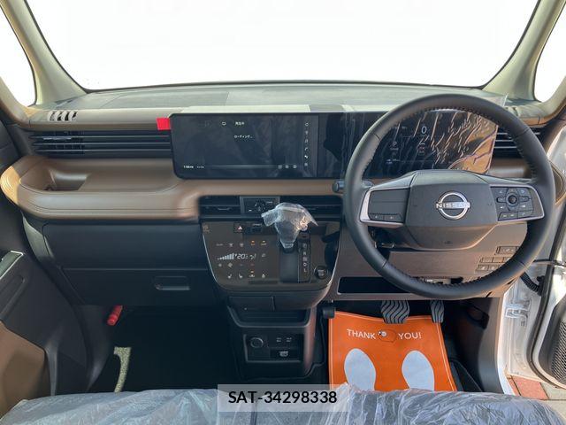 Nissan ROOX 2026-06 8159142-11