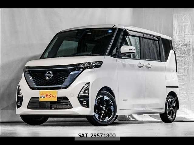 Nissan ROOX 2020-05 8209971-0