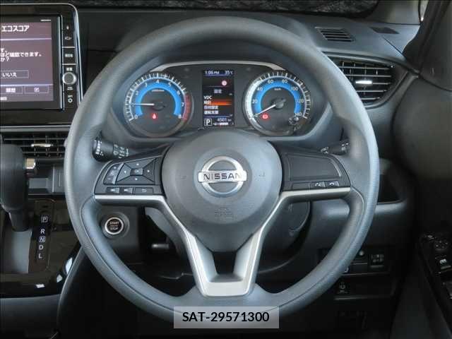 Nissan ROOX 2020-05 8209971-9