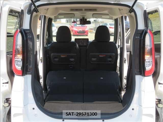 Nissan ROOX 2020-05 8209971-18