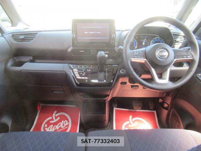 Nissan ROOX 2021-11 8209976-1