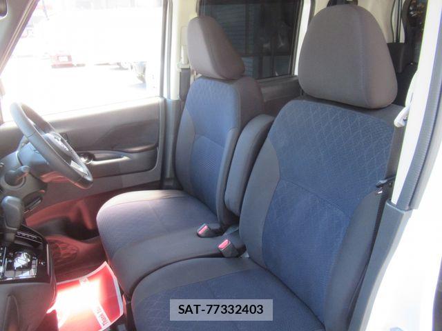 Nissan ROOX 2021-11 8209976-6