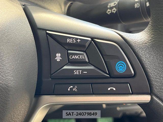 Nissan ROOX 2023-12 8209969-5