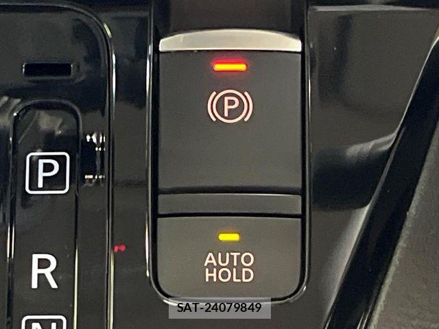 Nissan ROOX 2023-12 8209969-6