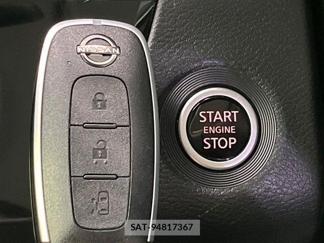 Nissan ROOX 2025-01 8209970-5
