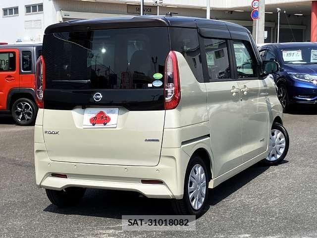 Nissan ROOX 2020-11 8209975-2