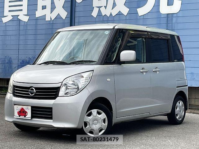 Nissan ROOX 2013-02 8209984-0