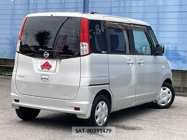 Nissan ROOX 2013-02 8209984-2