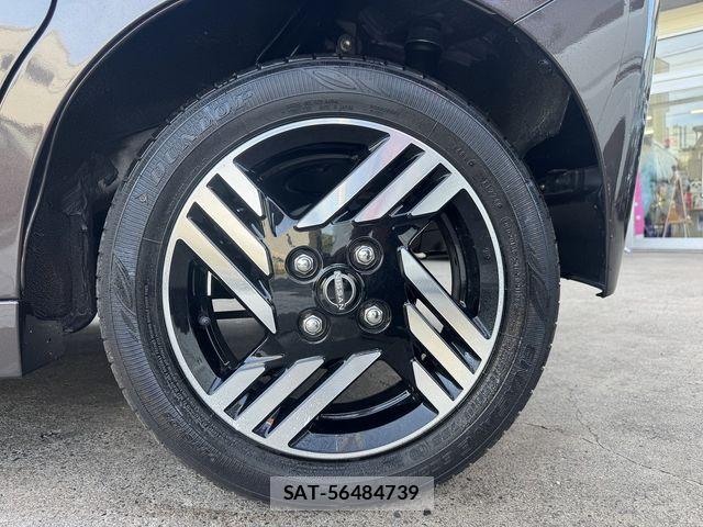 Nissan ROOX 2025-11 8209974-11